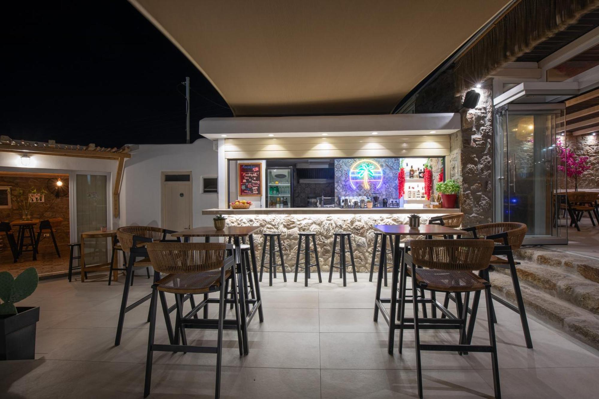 Alexandros Mykonos Hotel de apartamente Klouvas