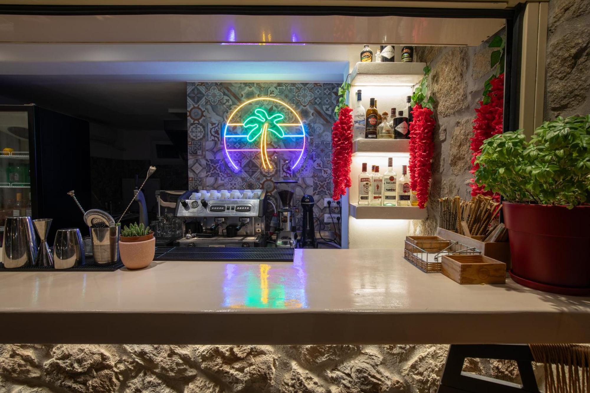 Apart Otel Alexandros Mykonos Klouvas