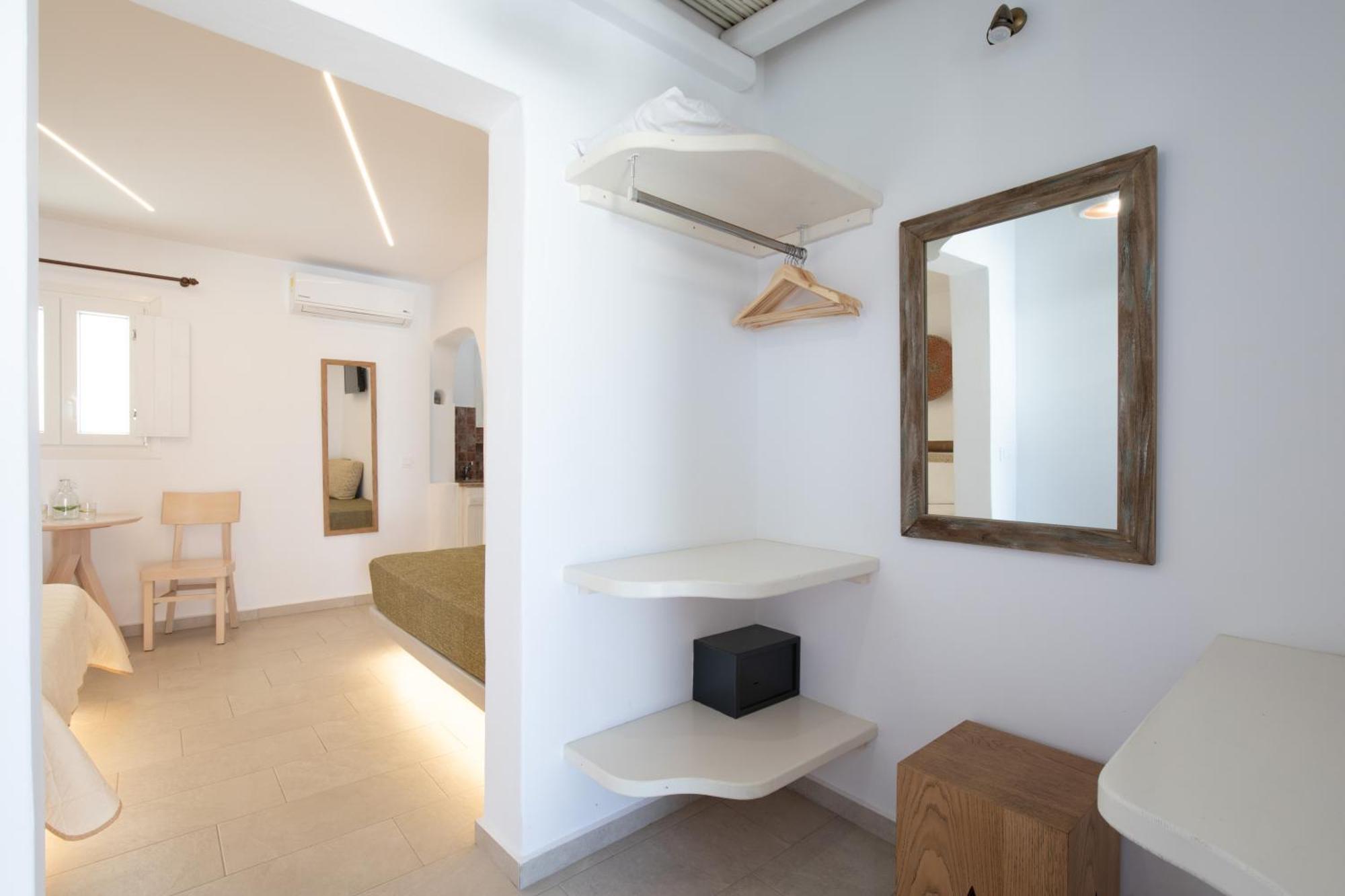 Apartahotel Alexandros Mykonos 2*