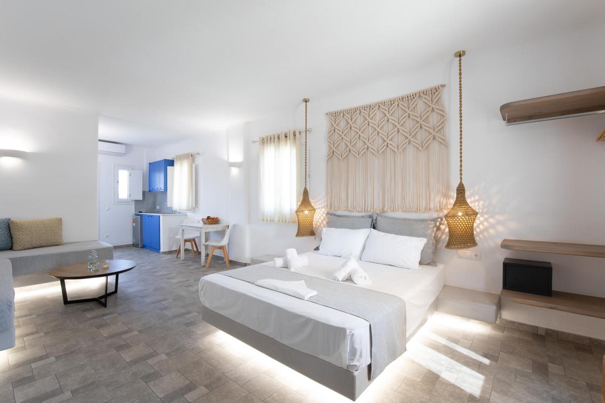 Alexandros Mykonos Apartahotel 2*