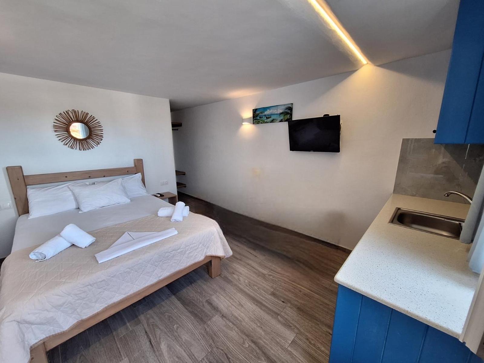 Apart Otel Alexandros Mykonos Klouvas